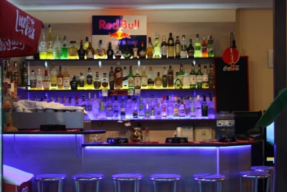 Italia Hotel เนเซบาร์ ภายนอก รูปภาพ