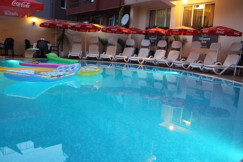 Italia Hotel เนเซบาร์ ภายนอก รูปภาพ