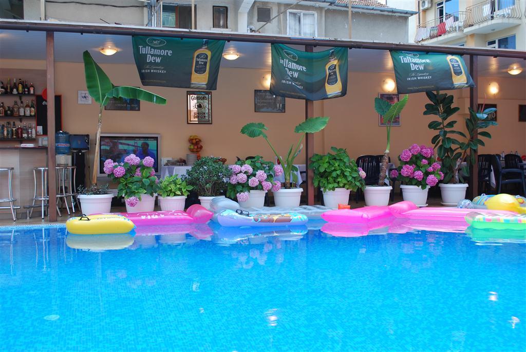 Italia Hotel เนเซบาร์ ภายนอก รูปภาพ